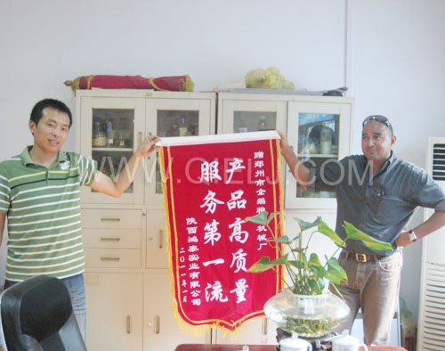2011年7月25日，外國友人參觀考察我公司！明經(jīng)理等接待并陪同參觀！(圖2)
